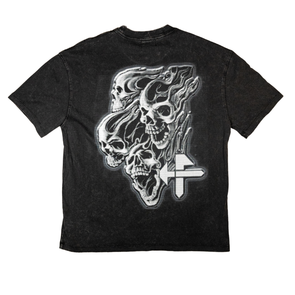 Camiseta Hyfashn Flaming Skull con lavado gris